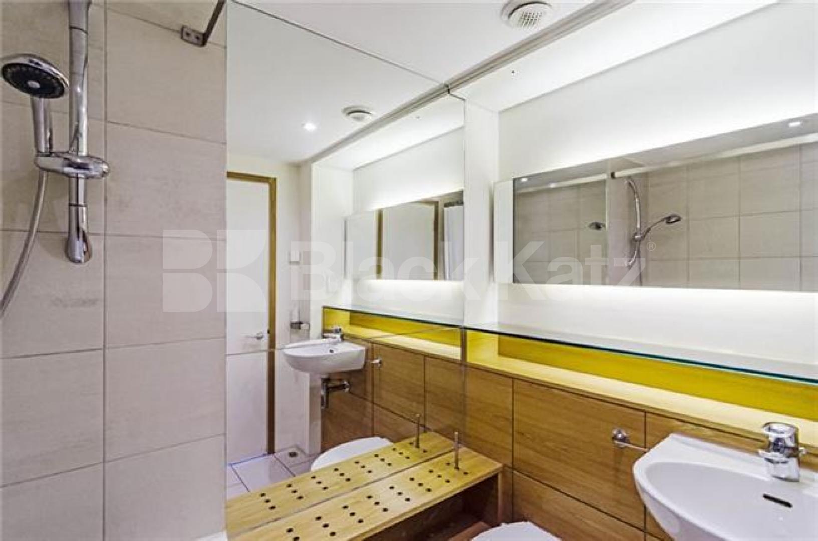 			MODERN 2 BEDROOM APARTMENT IN A PORTERED DEVELOPMENT, 2 Bedroom, 1 bath, 1 reception Flat			 Ice Wharf  , KINGS CROSS 